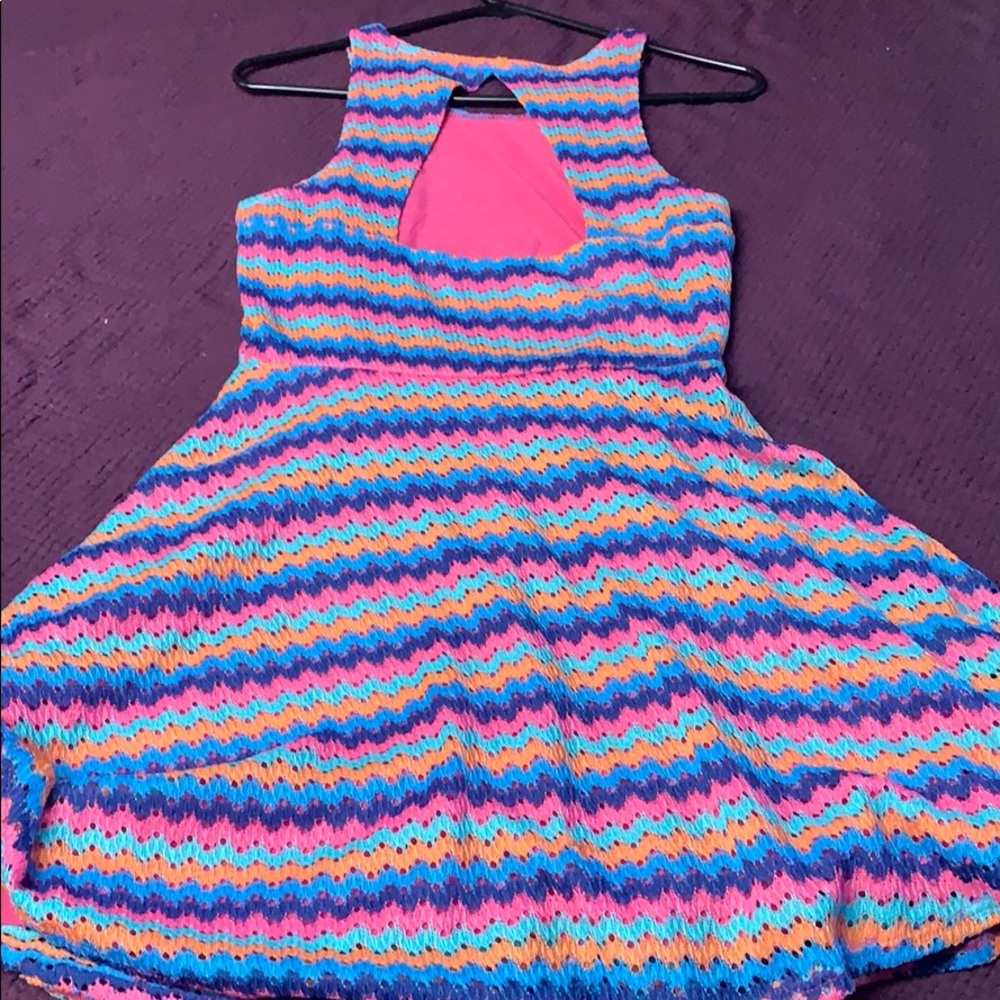 Dress - Picture 3 of 3